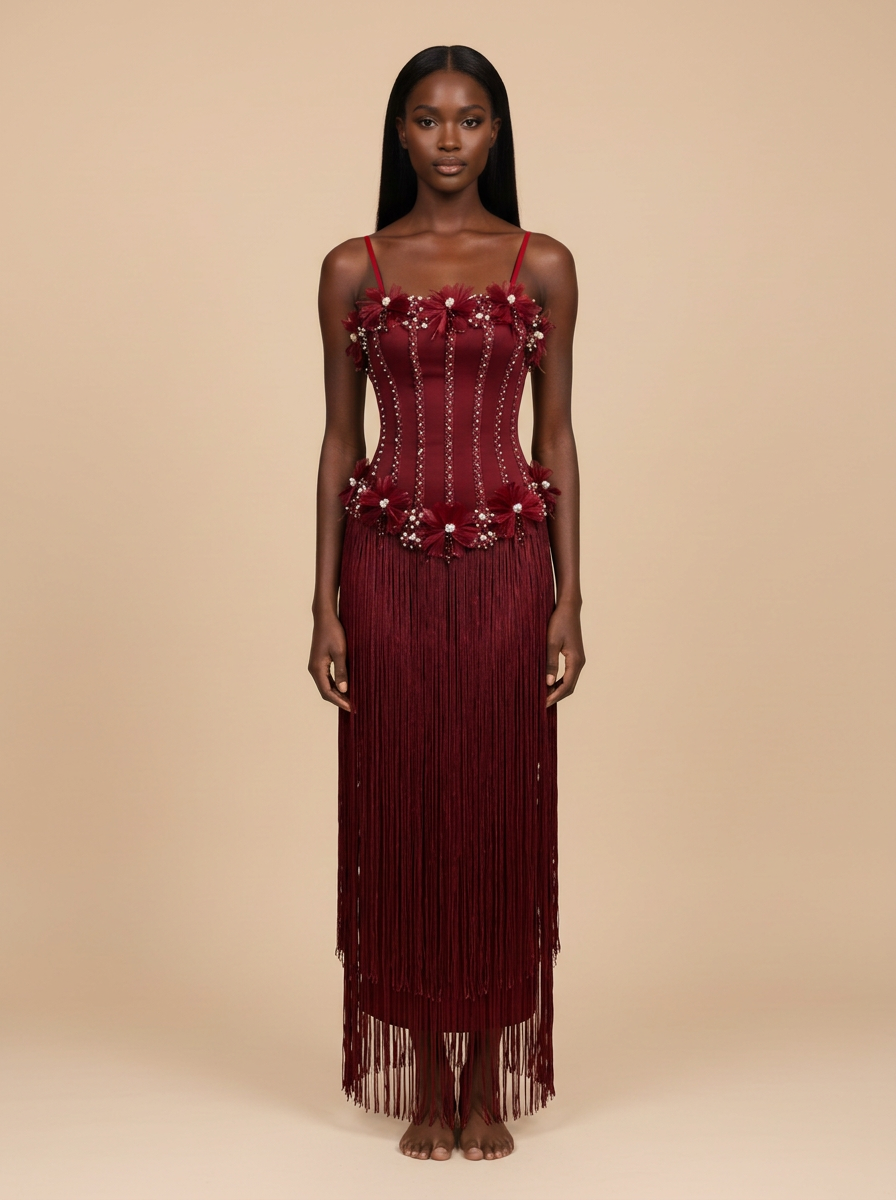 Burdeos · Vestido midi burdeos con flecos y flores de pedrería